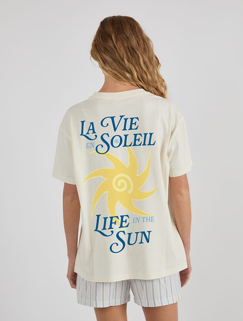 La Vie En Soleil T-Shirt In White - Image 1