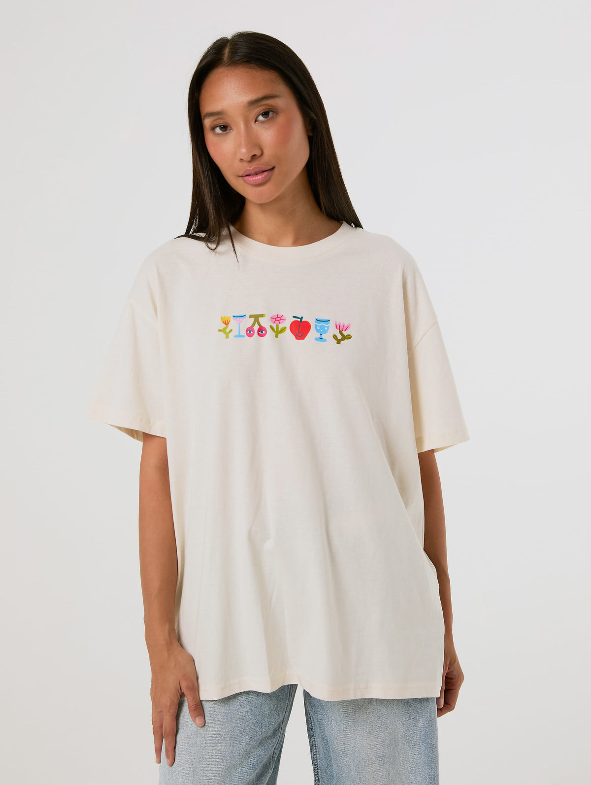 Catarina Morais x Skinnydip T-Shirt In White - Image 4