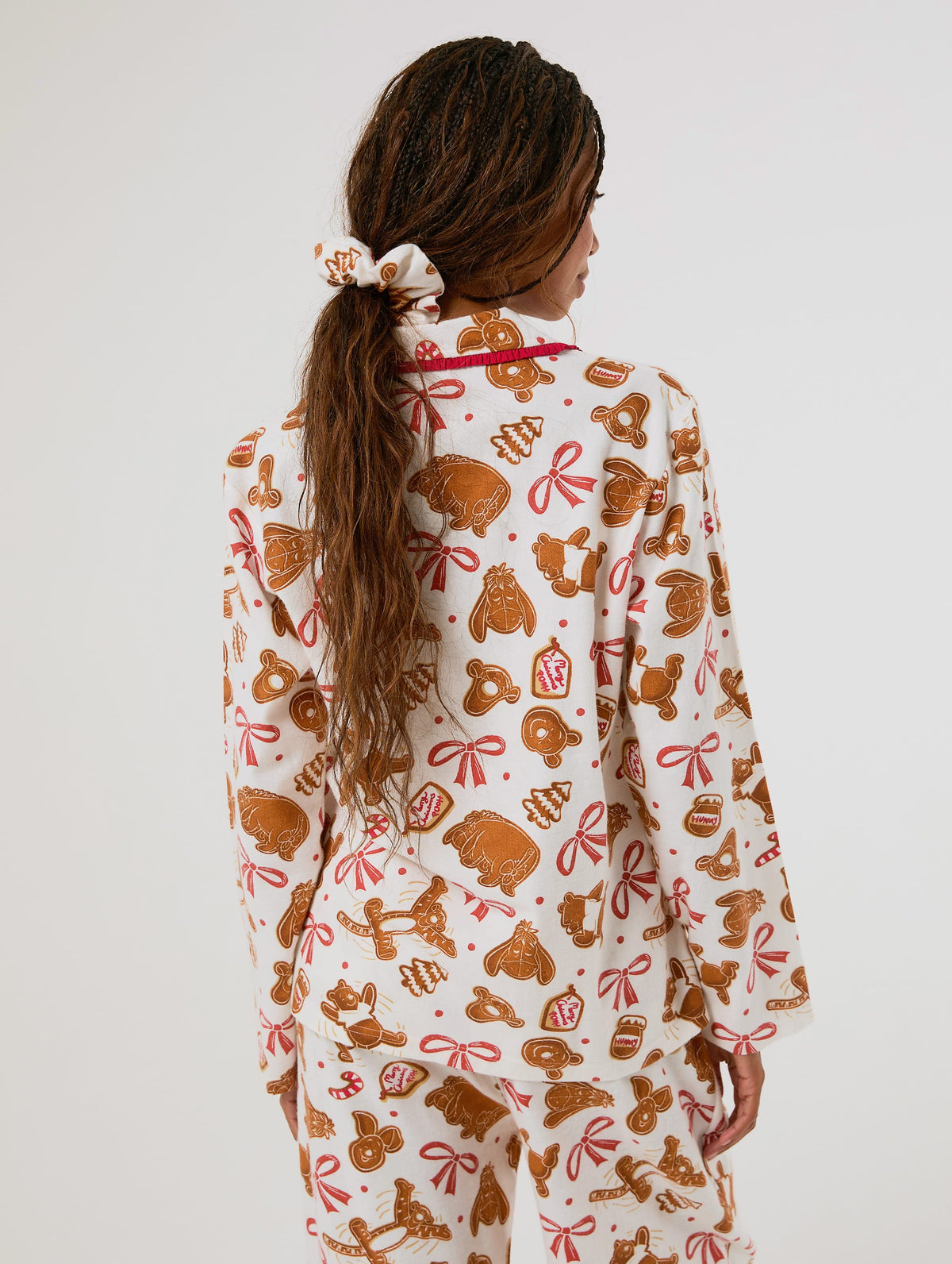 Disney Winnie the Pooh Christmas Pyjama Set with Scrunchie - Image 6