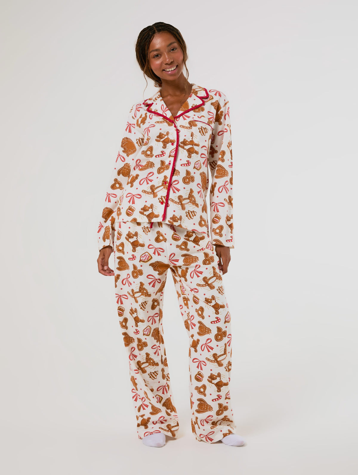 Disney Winnie the Pooh Christmas Pyjama Set with Scrunchie - Image 3
