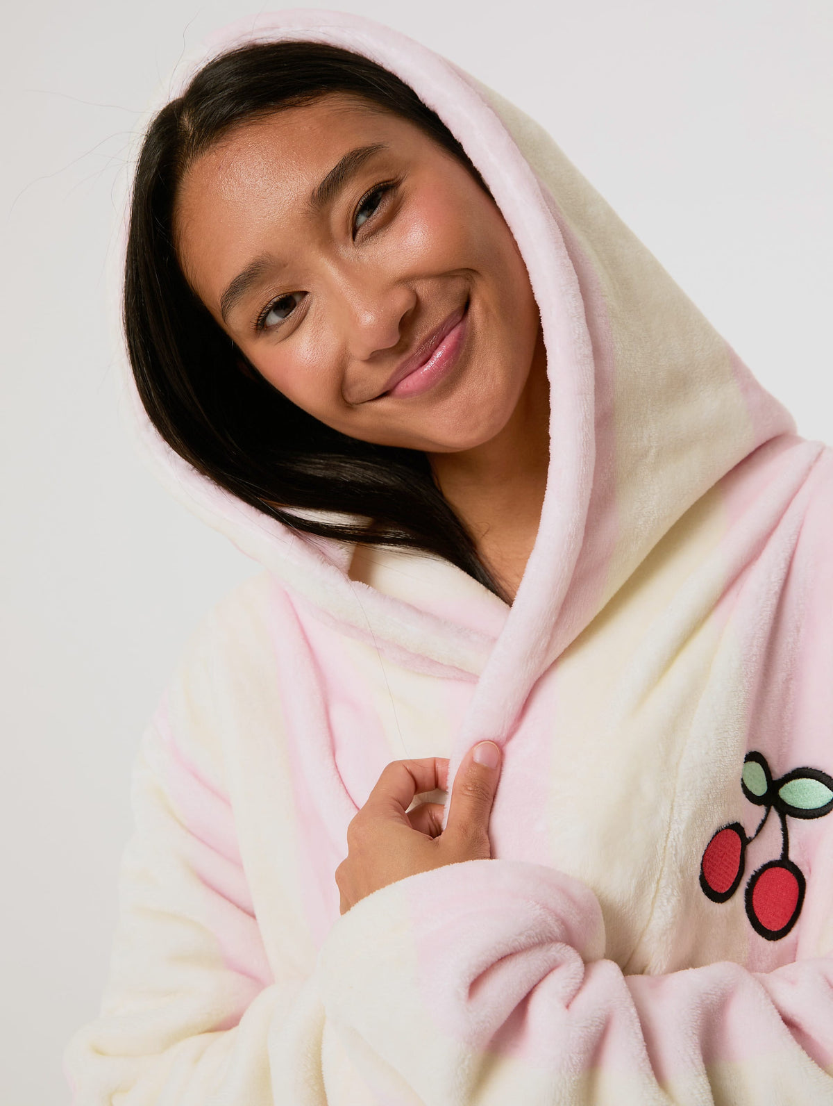 Hello Kitty Stripe x Skinnydip Dressing Gown - Image 6