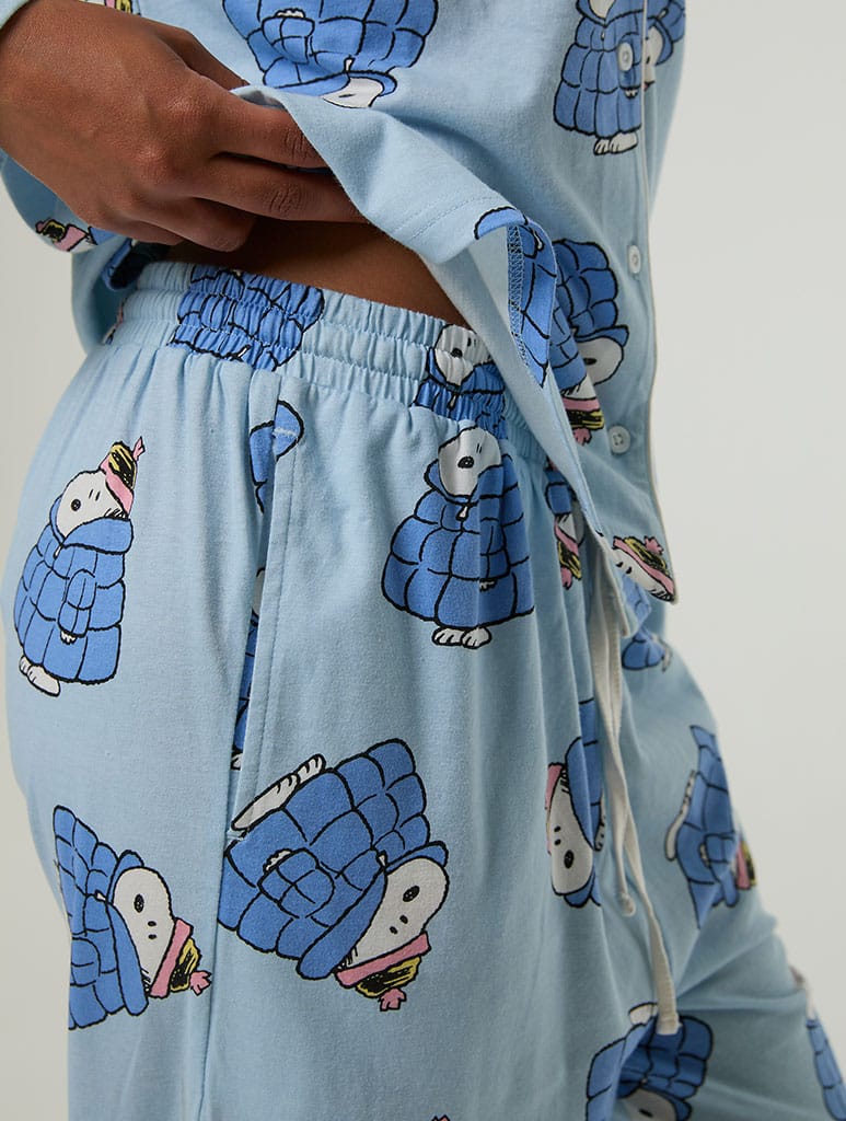 Peanuts x Skinnydip Snoopy Coat Pyjama Set with Scrunchie - Image 6