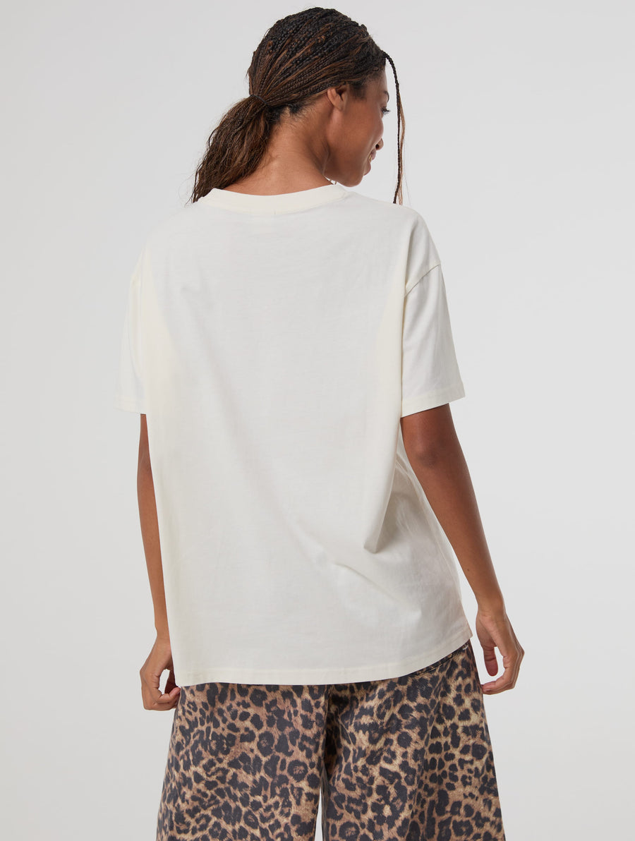 Romantasy Reader Club T-Shirt In White
