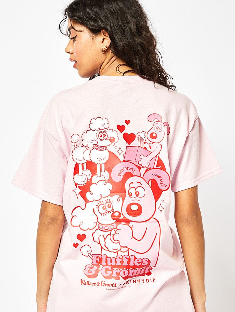Wallace & Gromit x Skinnydip Fluffles and Gromit T-Shirt In Pink