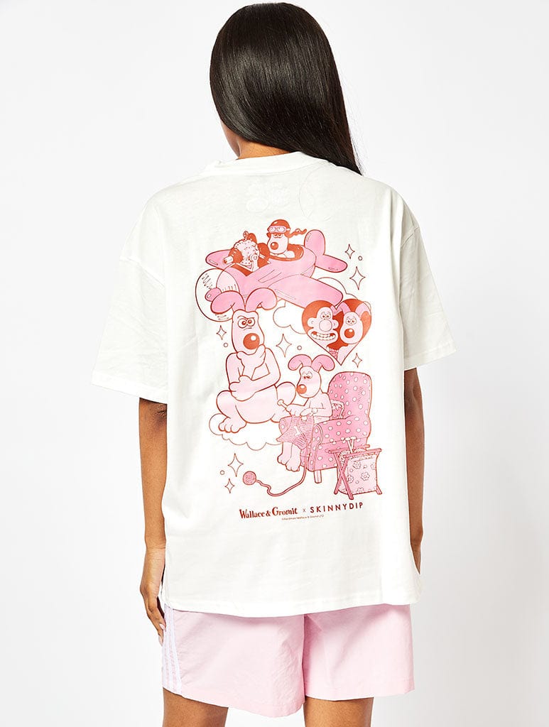 Wallace & Gromit x Skinnydip Wallace and Gromit Sticker T-Shirt In Ecru